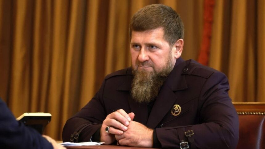 ramzan kadirov l a depasit pe leonid brejnev la numarul de decoratii ordine si medalii are si merite in stomatologie 6a323c0c28d77