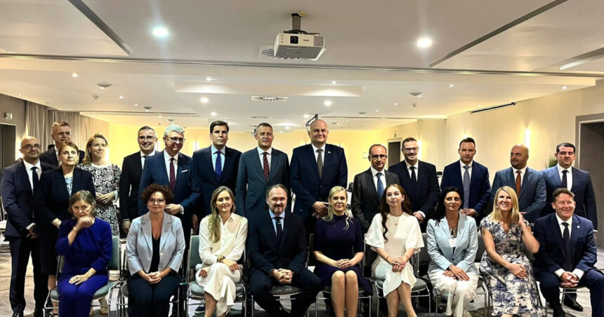 romania a semnat acordul privind stocarea energiei cristian busoi sunt necesare capacitati de aproximativ 200 gw pana in 2030 6a3fcc199f5ef