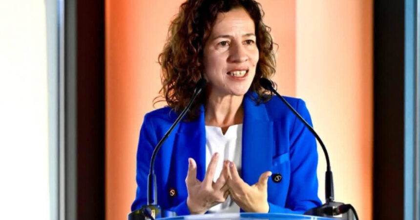 roxana minzatu de azi scolile europene au un ghid comun pentru a preda inteligenta artificiala cum va fi integrat in scoli 6a35069866d07