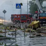 rusia a atacat din nou kievul cu rachete balistice in timp ce zelenski poarta discutii cu trump pentru a pune capat razboiului 6a33876657d4b