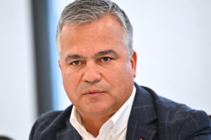 surse lista ministrilor din guvernul vestea ar putea fi depusa in aceasta seara la parlament cine ar face parte din cabinetul propus 6a3808d9f2a4d