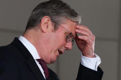 tensiuni politice in marea britanie premierul keir starmer ar fi pregatit sa demisioneze sustine presa din regat 6a378d778bbb7