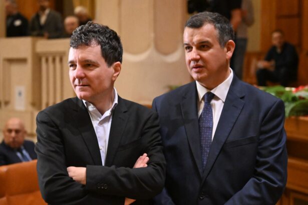 tomac presedintele nicusor dan a intervenit chirurgical de fiecare data cand a fost nevoie pentru a mentine functionale coalitia si guvernul bolojan 6a3fc29ea70bd