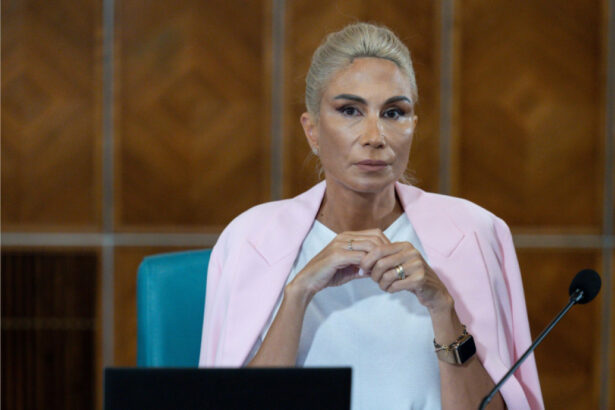 tradari si lipsa de loialitate fost ministru pnl spune ca exista o tentativa de puci in partid 6a2e7561d9e73