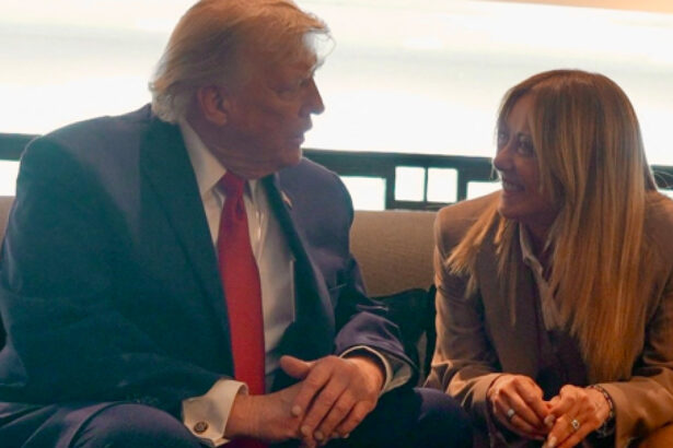 trump insista ca meloni i ar fi cerut din nou si din nou sa se pozeze cu el la summitul g7 popularitatea ei e la pamant 6a36ba88d4e13