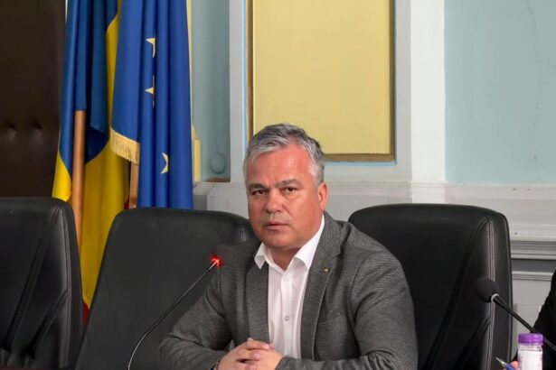 vestea anunta ca are peste 240 de voturi pentru guvern nu ma simt tradator nu cred ca avem timp de rafuieli nu schimb nici o virgula din programul lui bolojan practic se schimba doar tri 6a2ede6625760