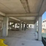 video aberant un investitor continua lucrarile la un bloc din constanta desi vecinii au obtinut suspendarea autorizatiei de construire 6a38681b86fbb