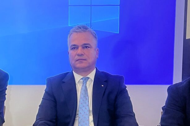 video adrian vestea a fost desemnat premierul romaniei 6a2e47c2e3d7f