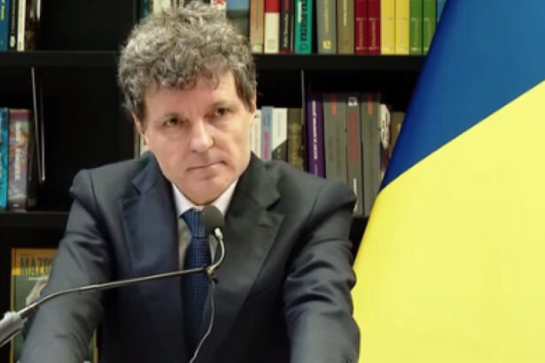 video aur nu este un partid pro occidental spune nicusor dan cand a trecut seful statului de la rolul de presedinte mediator la jucator 6a3d720c66ac5