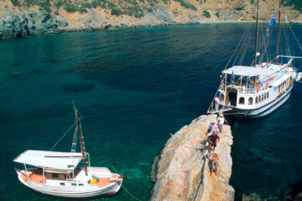 video criza de apa in grecia doua insule au intrat in stare de urgenta autoritatile avertizeaza asupra sezonului turistic 6a33df695703e
