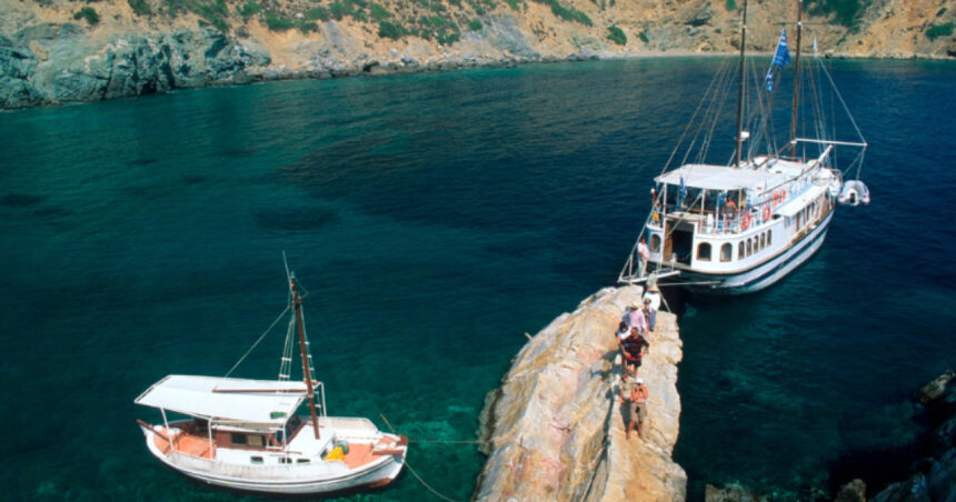 video criza de apa in grecia doua insule au intrat in stare de urgenta autoritatile avertizeaza asupra sezonului turistic 6a33df695703e