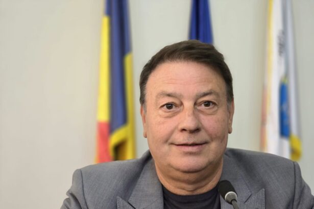 video florin mitroi nu isi asuma sustinerea pentru adrian vestea imi este prieten dar 6a2fb34368f55