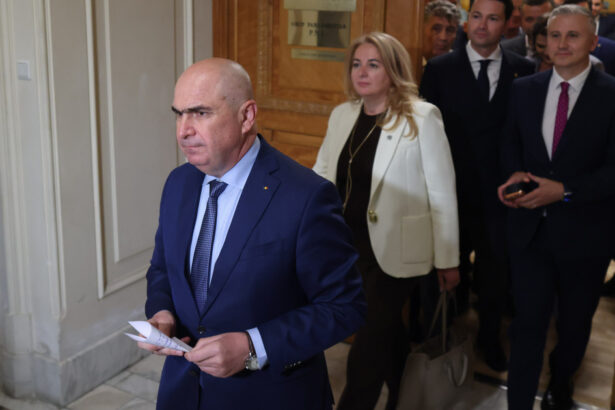 video ilie bolojan vrea noi consultari cu nicusor dan pentru un nou guvern fie si minoritar pe baza unui pact national 6a30edeb93538