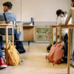 video mi se par utile materii noi pentru mii de elevi care incep liceul din toamna ce cursuri optionale inovative isi vor putea alege 6a3380e6e2a37