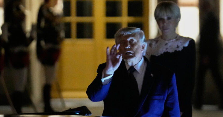 video momentul in care donald trump a semnat memorandumul de intelegere cu iranul in timpul cinei de la la versailles 6a338aed15110