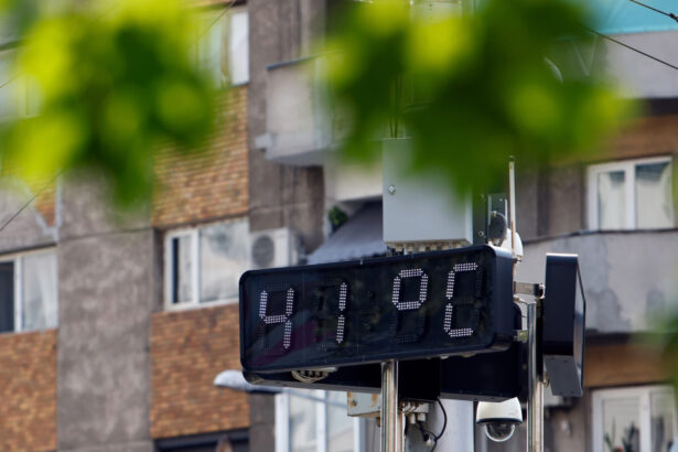 video temperaturi sufocante in aproape toata tara anm extinde codul rosu de canicula unde vor fi 41 de grade harta 6a4208b8613c9