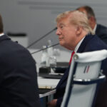 video trump se declara dispus sa reinstituie sanctiunile impotriva petrolului rusesc moscova trebuie sa incheie un acord 6a316a43ac74d