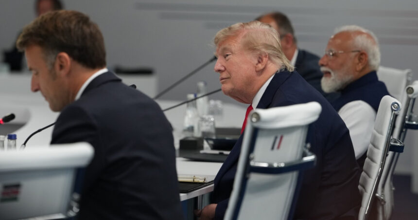 video trump se declara dispus sa reinstituie sanctiunile impotriva petrolului rusesc moscova trebuie sa incheie un acord 6a316a43ac74d