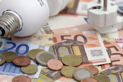 video vesti pentru consumatori ue pregateste o masura care ar putea reduce facturile la electricitate pentru milioane de oameni 6a255806c7e1c