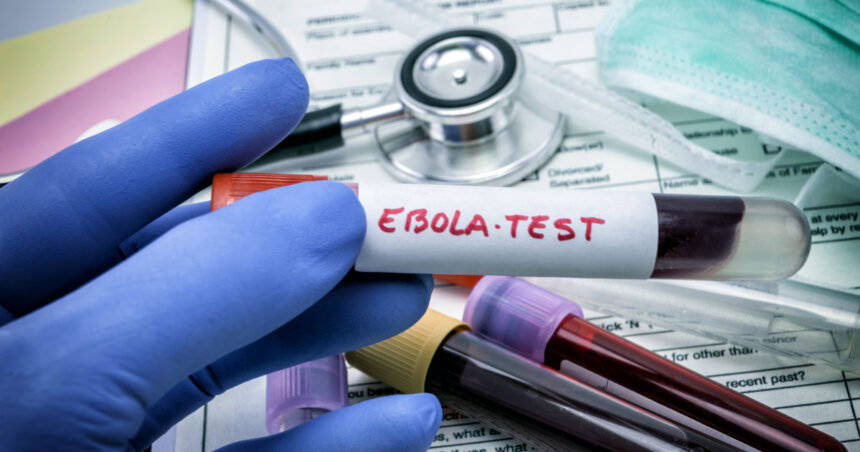 virusul ebola poate ramane ascuns in organism luni sau ani cum poate reaparea infectia studiu 6a36711fa2757