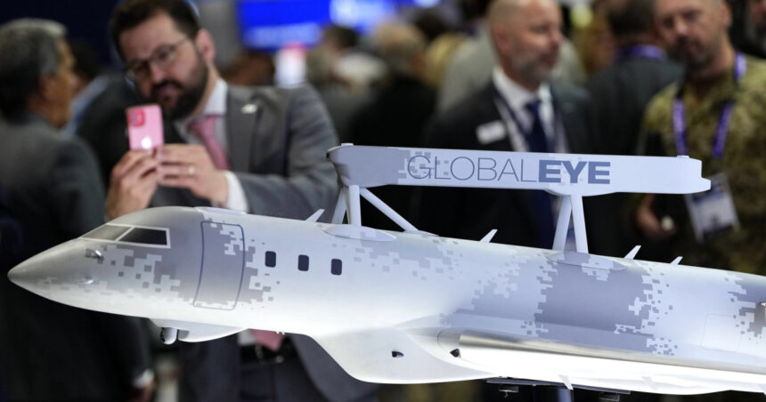 11 aliati nato printre care si romania participa la o achizitie comuna de avioane de supraveghere saab globaleye 6a4cd35f6222c