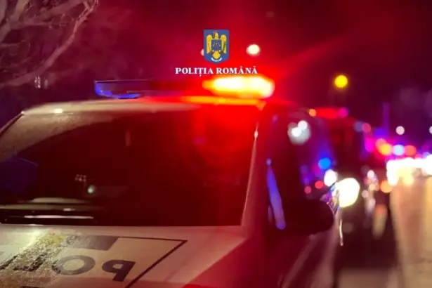 accident in timpul unui control al politiei la 2 mai un autocar a izbit autospeciala oprita pe marginea drumului doi politisti si o tanara au fost raniti 6a49f039480d3