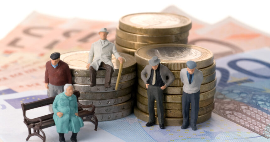 activele fondurilor de pensii private au ajuns la 2275 miliarde de lei cum sunt investiti banii romanilor din pilonul ii 6a4bbc5892028