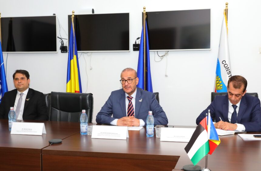 ambasadorul emiratelor arabe unite in vizita la primaria constanta chitac si a exprimat intentia organizarii unui forum economic comun 6a5790591f8c1