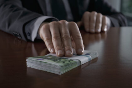 ani a identificat trei tipare prin care primarii si consilierii incalca normele de integritate 6a4cf21aba29b