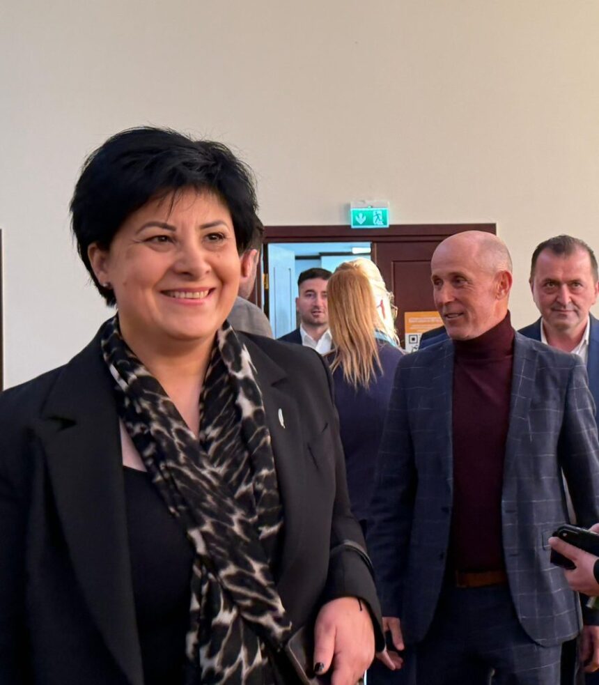 aura bozdoaca in instanta cu prefectura constanta exces de zel si injosire la evaluarea performantelor profesionale 6a6bcb6422bfc
