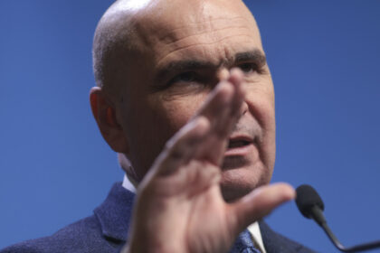 bolojan a fost intrebat de intalnirea ciolacu arsene din italia raspunsul premierului esti ceea ce faci nu ceea ce zici 6a625bde179ee