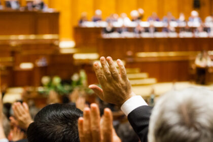 camera deputatilor convocata in sesiune extraordinara pentru rediscutarea proiectului noii legi a integritatii 6a6cd9d20f6e1
