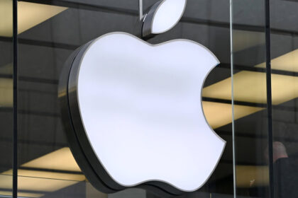 capitalizarea pe bursa a apple a depasit pragul de 5 000 miliarde de dolari ce companie a mai reusit aceasta performanta 6a697b29912ff