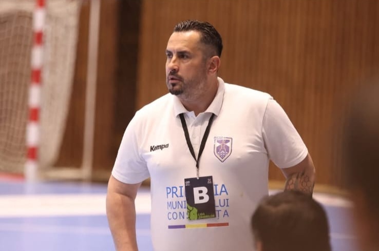 constantenii cristian acsentie si ionut puscasu la startul europenelor u20 de handbal 6a4b9b0e7c032