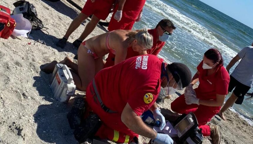 doua interventii pe litoral o persoana scoasa din mare la vama veche si un copil de 11 ani in mamaia 6a48e9f526610