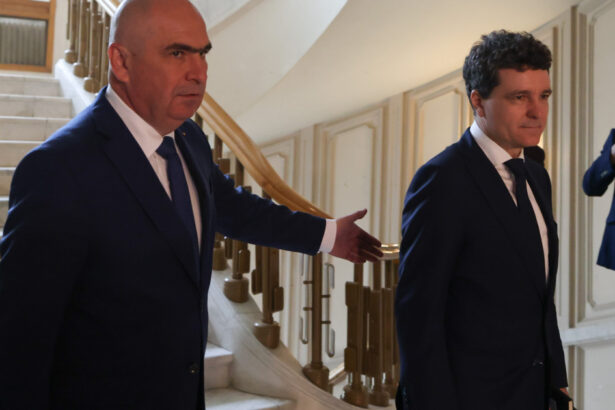exclusiv de ce spune sorin grindeanu ca nicusor dan a fost mai echilibrat decat ilie bolojan 6a4be69d6be85