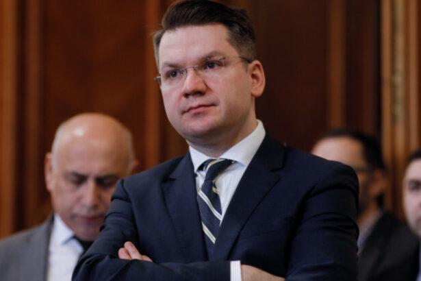 exclusiv deputatul mihail neamtu sanctionat de cna pentru dezinformare si reclama ilegala la suplimente alimentare reactia alesului 6a4e5294a3ab8