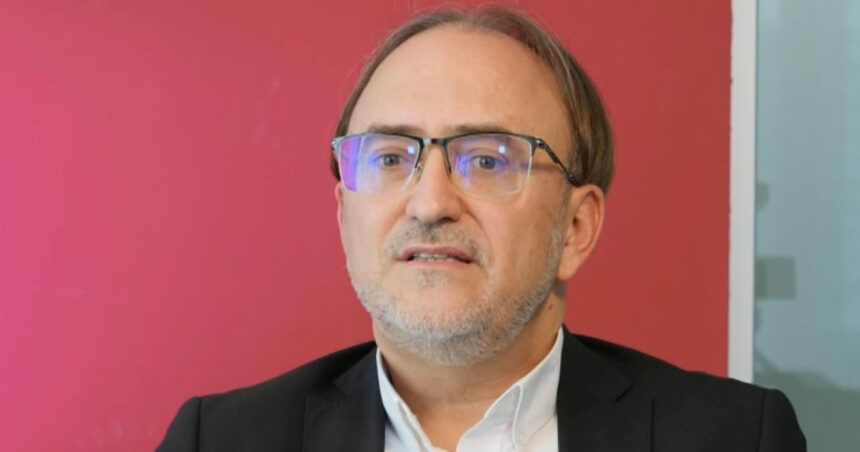 exclusiv pasaport diplomatic investitorii francezi din romania cer stabilitate numarul de ministri se schimba prea des 6a6c911c12d7f