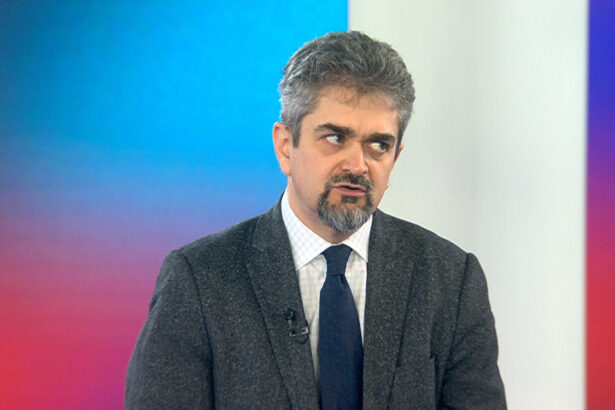 exclusiv theodor paleologu despre blocajul politic e din motive de tafna un balamuc pe care politician il considera adultul din incapere 6a54020a1f990