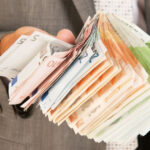 femeia acuzata ca si a ucis mama pentru avere ar fi fost santajata doua persoane i ar fi cerut 100 000 de euro 6a4ca5d4c57d6