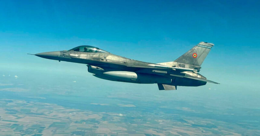 foto imagini surprinse in timpul misiunii pentru neutralizarea celei de a treia drone garda de coasta cauta fragmentele aeronavei 6a6645d607503