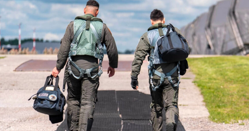 foto militarii romani care au doborat drone in romania si estonia au fost inaintati in grad in mod exceptional 6a6a3379dde1d
