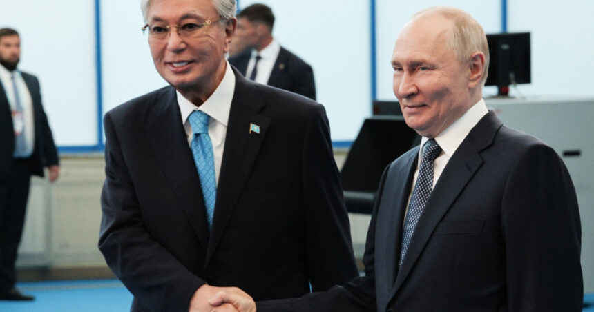intalnire tensionata la omsk presedintele kazah il provoaca pe vladimir putin cu propunerea de a opri conflictul din ucraina 6a64f452e6872