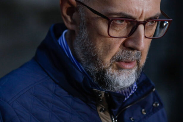 kelemen hunor george simion si partidul sau aparent antisistem cresc fara sa faca nimic sta se uita la meci bea o bere 6a461ca1a6446