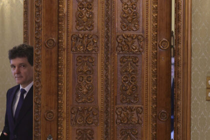 legea salarizarii negociata la cotroceni nicusor dan cheama liderii psd pnl usr si udmr miercuri la discutii surse 6a5f540bd1f3b