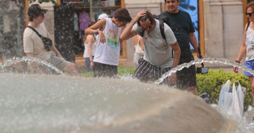 meteorologii anunta cum va fi vremea pana in 17 august estimari pentru urmatoarele patru saptamani 6a5f101dda301