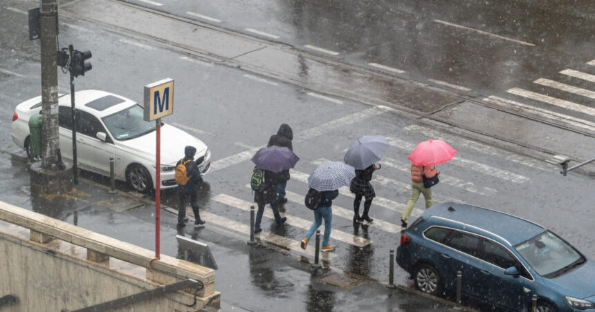 meteorologii anunta noi coduri portocalii de furtuna zonele in care va ploua intr o zi cat intr o luna 6a606c2ab337f