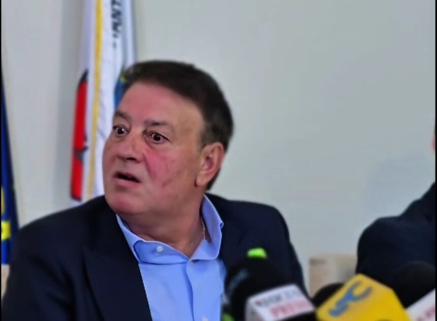 mitroi isi doreste alegeri anticipate pentru iesirea onorabila din politica pe post de senator linge blidele din pnl constanta raman cu buza umflata prin prabusirea partidului a 6a6613362598d
