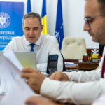 nazare inainte de decizia fitch azi am continuat dialogul cu moodys romania are argumente solide pentru mentinerea ratingului 6a6cdc038043a