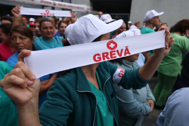 news alert greva din sanatate a fost suspendata sanitas dam o sansa politicului sa reia negocierile pentru o noua lege a salarizarii 6a6c3491e6ff3